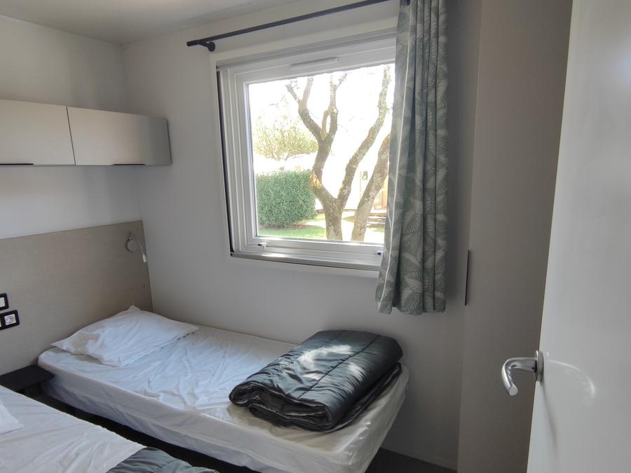 Mobilhome 6 personnes - Baltique 2 Salles d'eau - 3 Chambres + banquette convertible 4