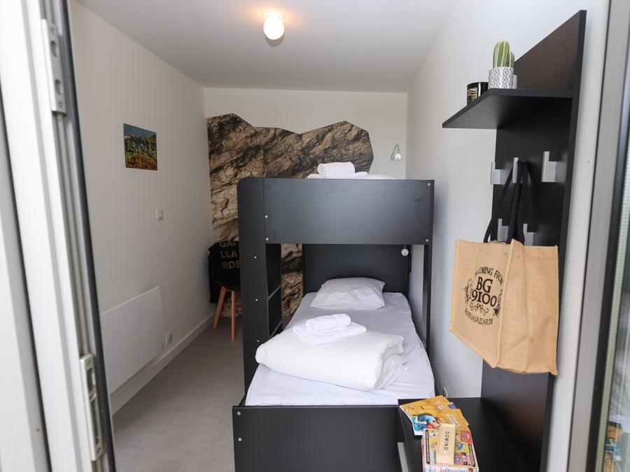 Gîte 6 personnes - Lodge Roches et Vallées 9