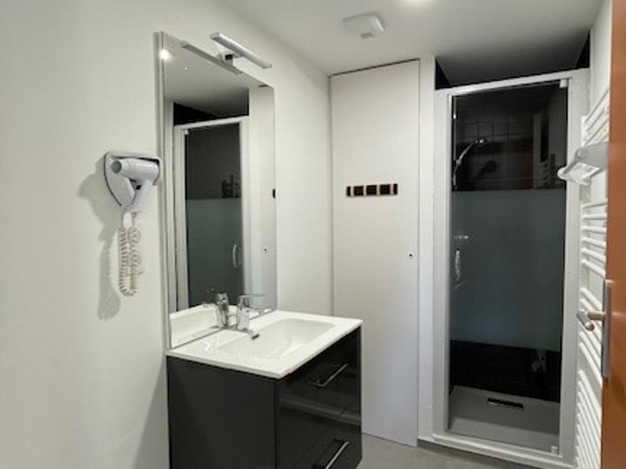 Gîte 8 personnes - Lodge Roches et Vallées 4