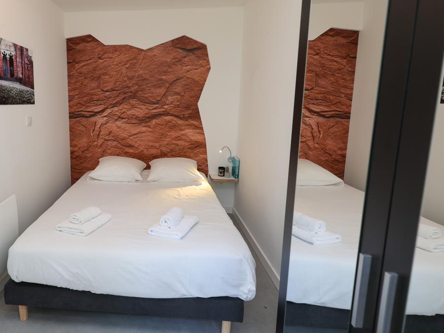 Gîte 8 personnes - Lodge Roches et Vallées 9