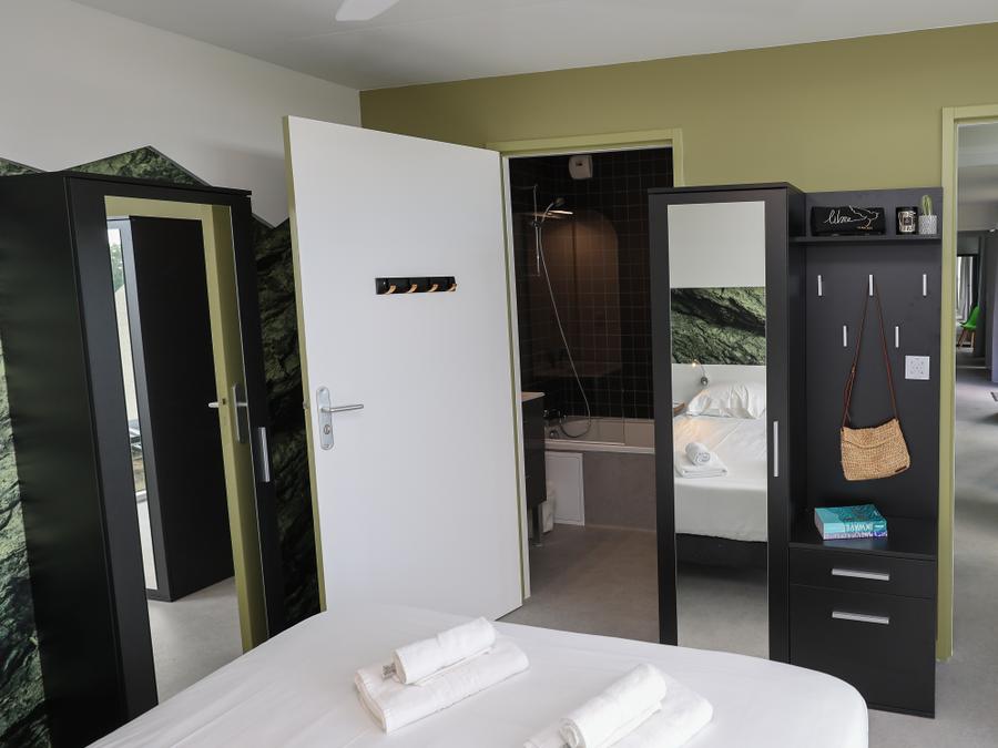 Gîte 8 personnes - Lodge Roches et Vallées 6