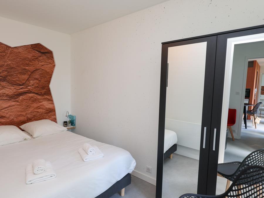 Gîte 8 personnes - Lodge Roches et Vallées 7