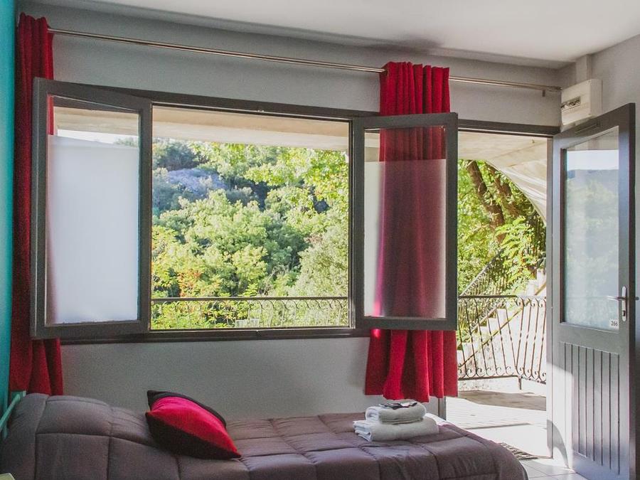 Studio 3 personnes - BALCON TV 5