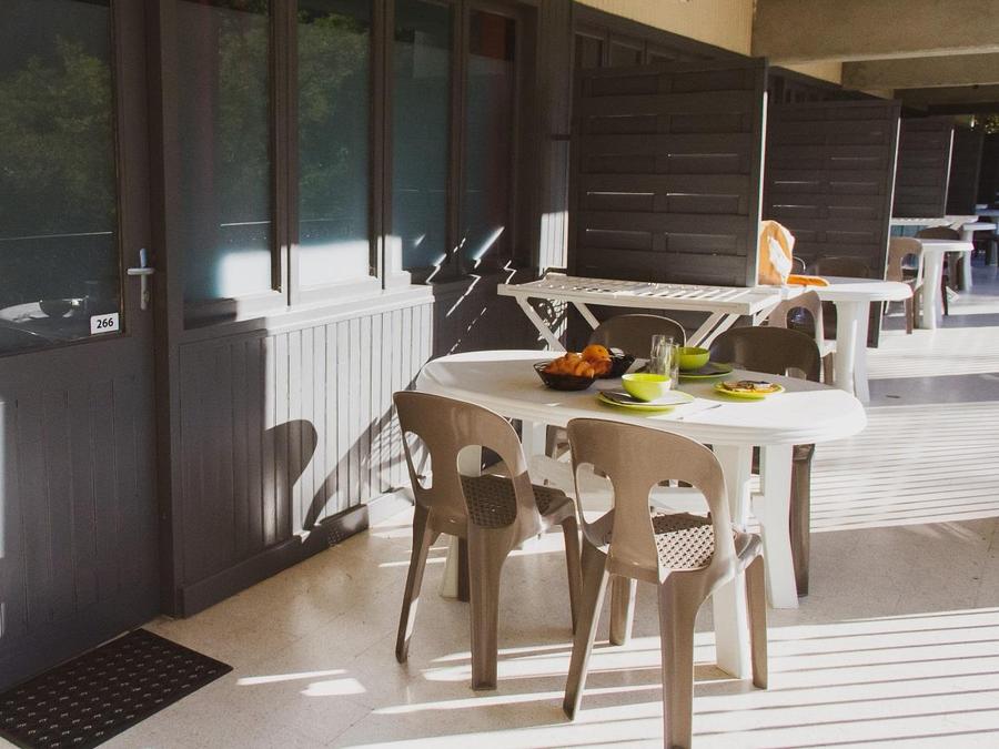 Studio 3 personnes - BALCON TV 0