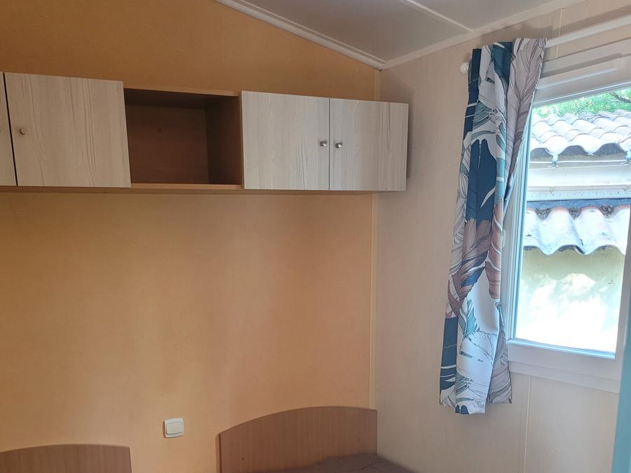 Mobilhome 6 personnes - 4/6 Confort avec terrasse + Climatisation + TV 40m² 16