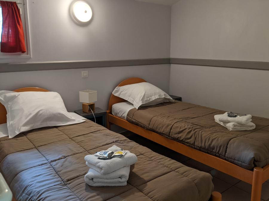 Maison 6 personnes - Pavillon 6- 1 chambre + 1 chambre cabine + terrasse + Climatisation + TV - 40m² 3