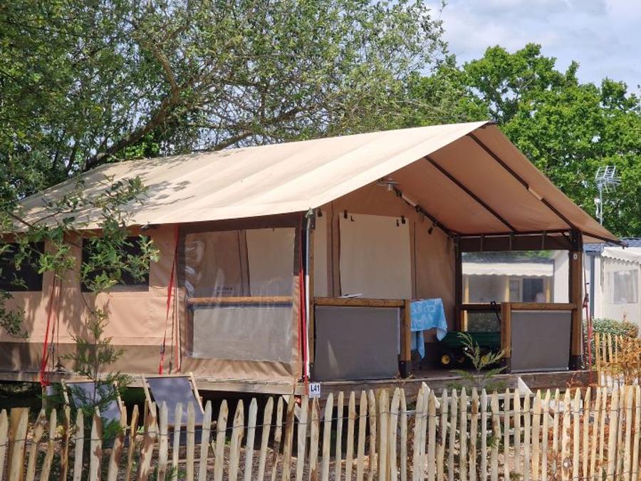 Tente en toile et en bois 5 personnes - Lodge 5 pers 0