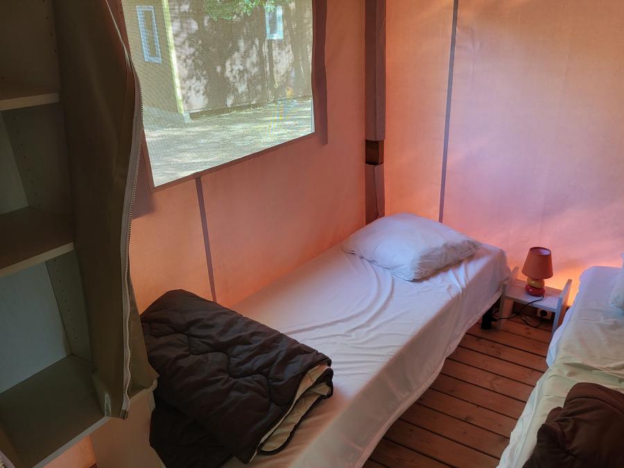 Tente en toile et en bois 4 personnes - SAHARI - sans sanitaires 3