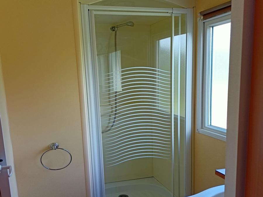 Mobilhome 4 personnes - O4 pers. (sans draps ni serviettes) 6