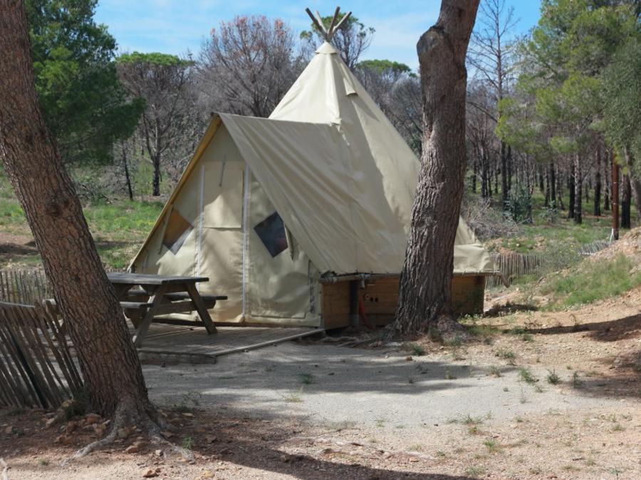 Tente 4 personnes - Tipi (tente aménagée) 0