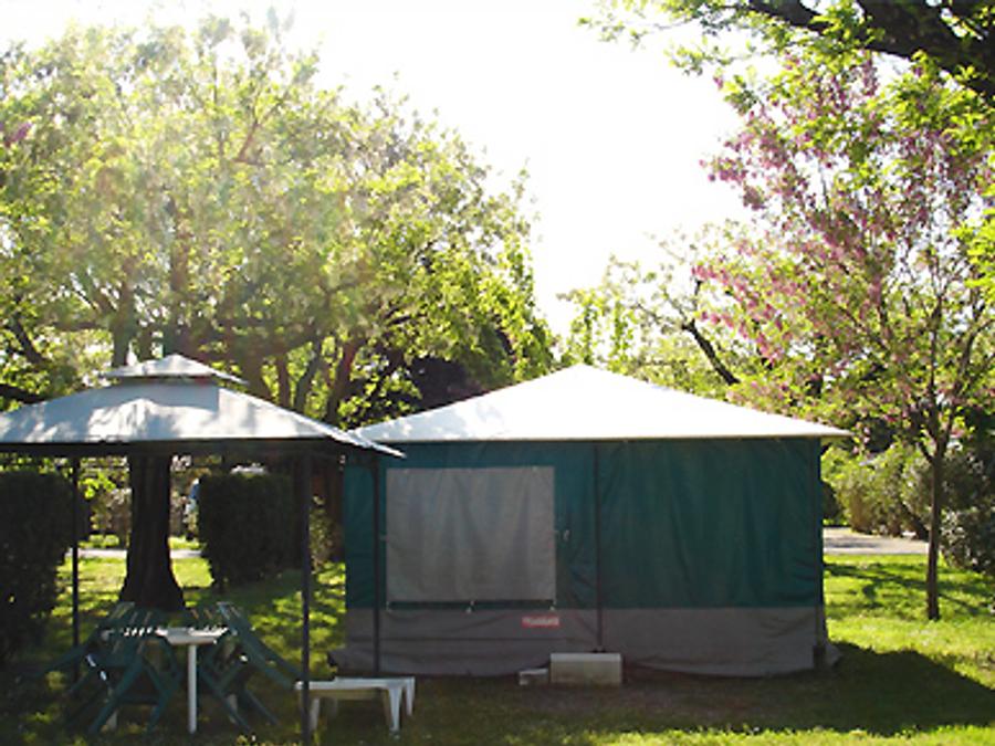 Bungalow toilé 5 personnes - Bungalow Toilé Confort 25 m² 2 chambres + terrasse 15m² 5 pers 0