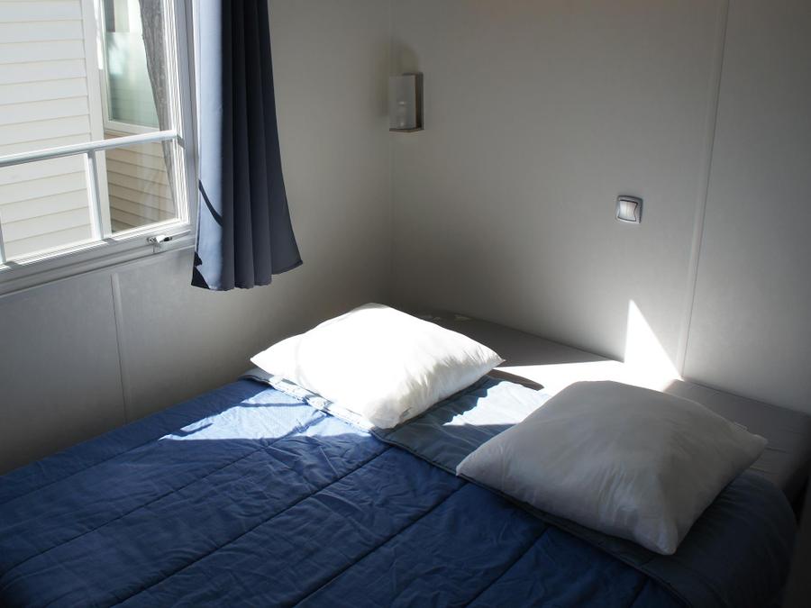 Mobilhome 7 personnes - Mobil home Standard 32 m² 3 chambres + terrasse 12m² semi-couverte (9m²) 6/7 pers 2