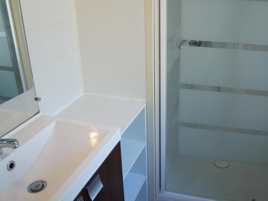 Mobilhome 5 personnes - Mobil home Confort 32 m² 2 chambres + terrasse 12m² semi-couverte (9m²) + TV 4/5 pers 8