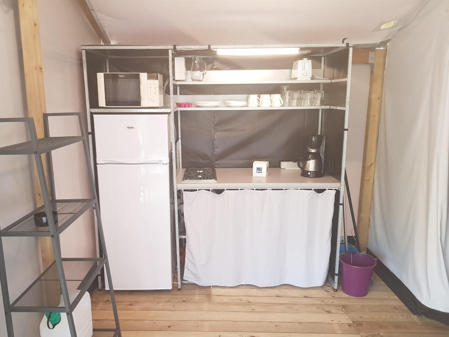 Tente en toile et en bois 5 personnes - Lodge Confort 25m² 2 chambres + terrasse 12m² 4/5 pers 1