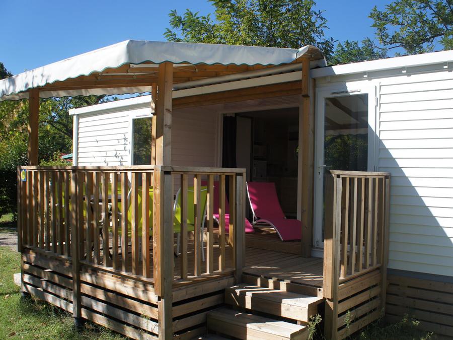 Mobilhome 4 personnes - Mobil home Premium 32m² 2 chambres + 2 salles de bain + terrasse couverte 9m² + TV + Clim 4 pers 0