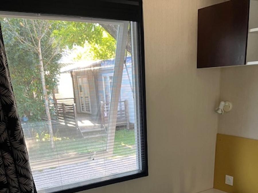 Mobilhome 5 personnes - Mobil home Standard 32 m² 2 chambres + terrasse 12m² semi-couverte (9m²) 4/5 pers 5