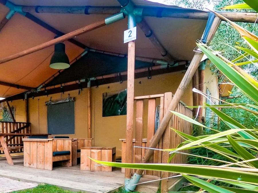 Tente en toile et en bois 6 personnes - Spotty Lodge 0