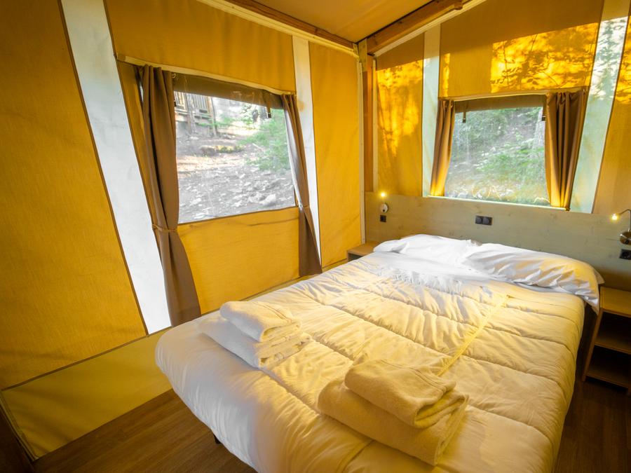 Tente en toile et en bois 5 personnes - Lodge Tent Deluxe 3