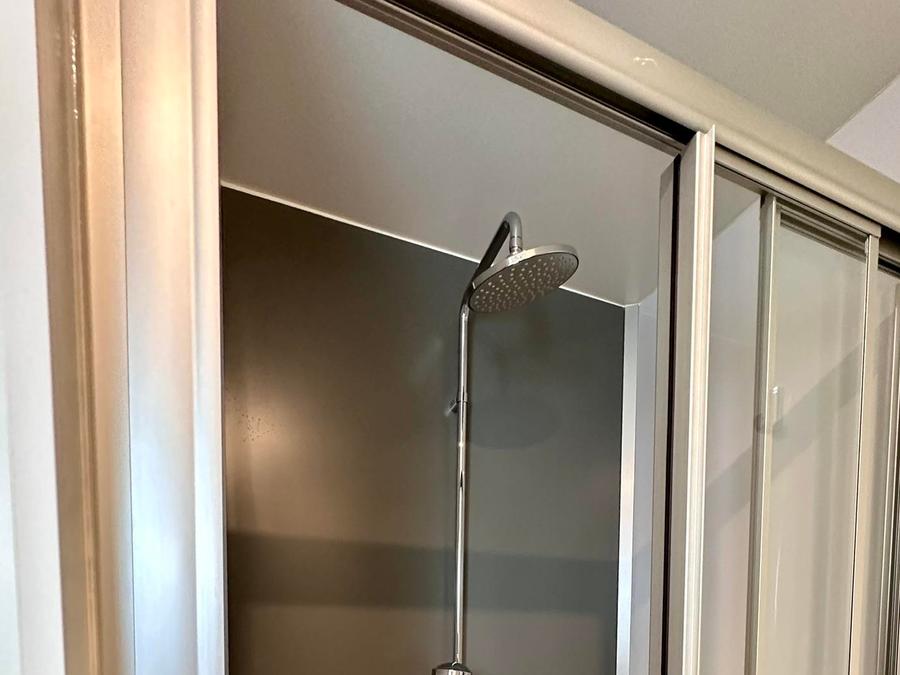 Mobilhome 2 personnes - Mobil-home Premium avec 2 chambres - 2 salles de bain (2 personnes incluses - 2 personnes supplémentaires possibles moyennant supplément, veuillez contacter le camping) 9