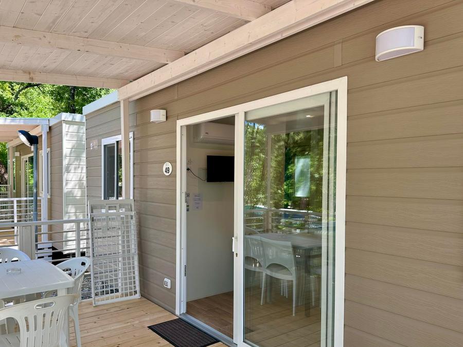 Mobilhome 2 personnes - Mobil-home Premium avec 2 chambres - 2 salles de bain (2 personnes incluses - 2 personnes supplémentaires possibles moyennant supplément, veuillez contacter le camping) 0