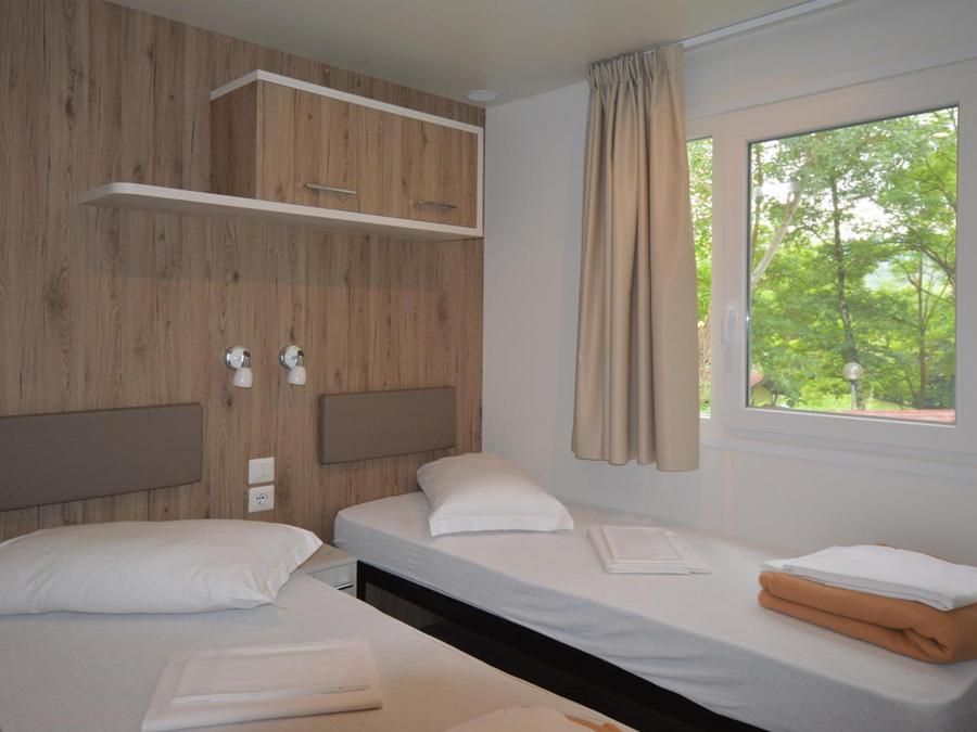 Mobilhome 2 personnes - Mobile home - Accessible aux personnes à mobilité réduite (2 personnes incluses - 2 personnes supplémentaires possibles avec supplément, contacter le camping) 8