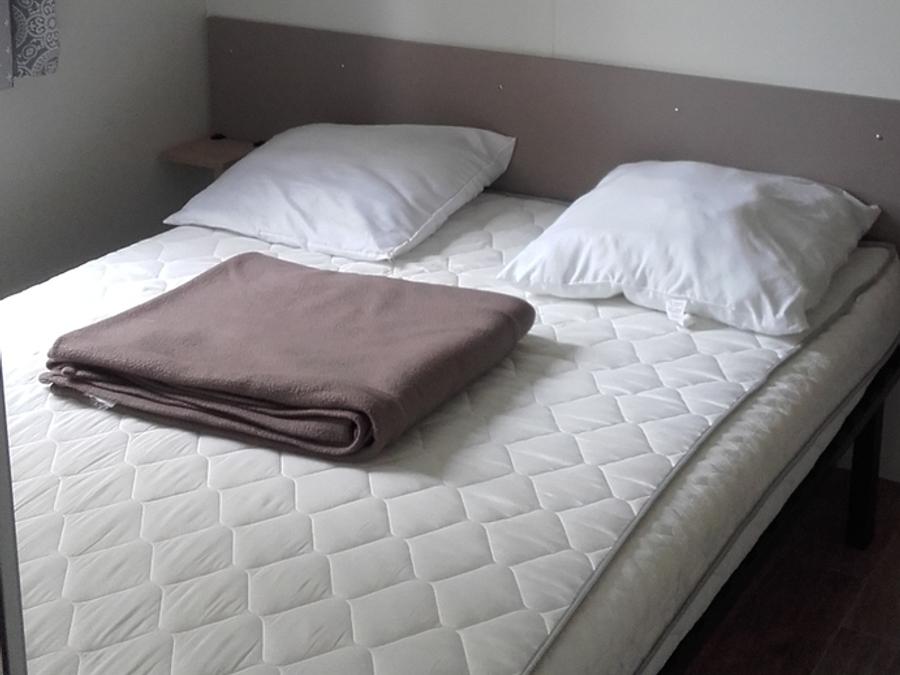 Mobilhome 4 personnes - TV 4