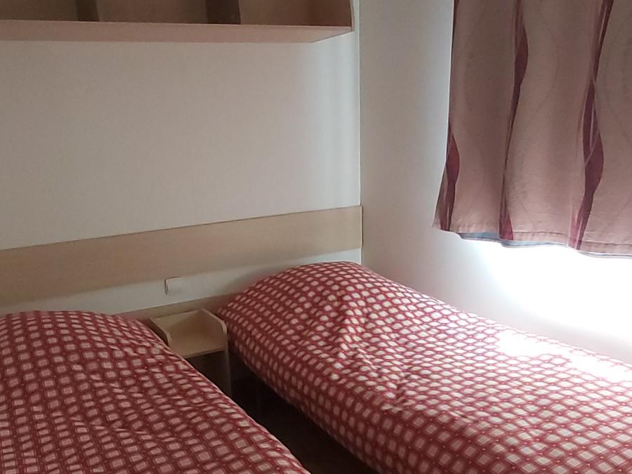 Mobilhome 6 personnes - TV - DRAPS - BBQ 4