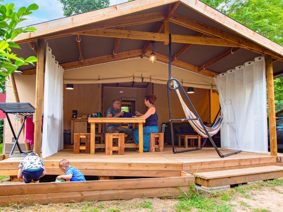 Tente en toile et en bois 6 personnes - Cabane Cotton Toilée Confort 35m² + TV 0