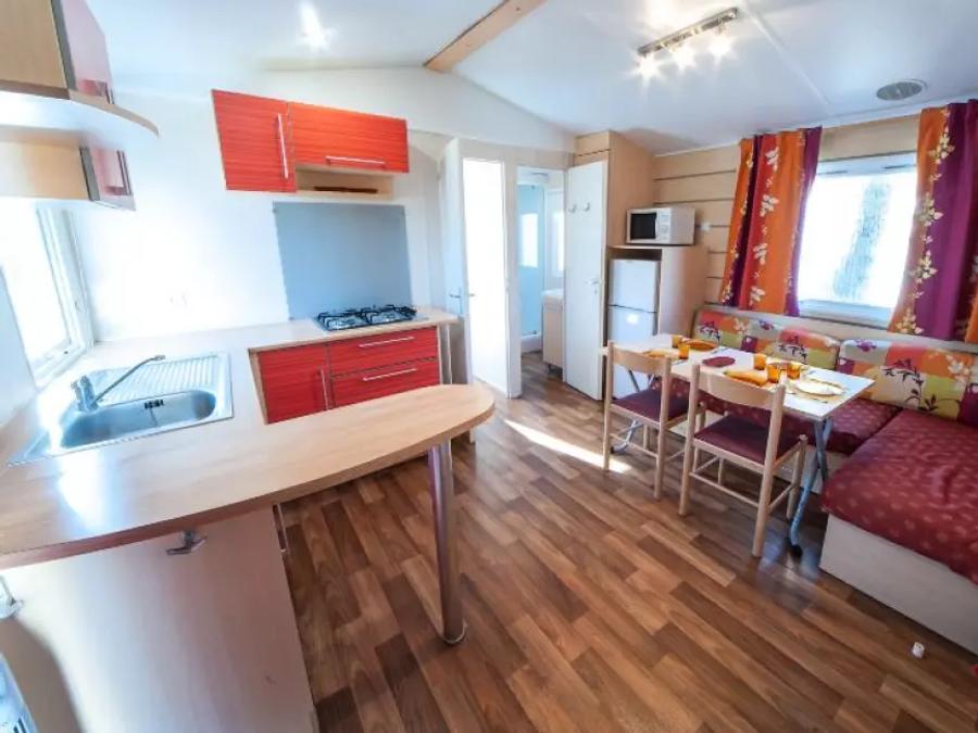 Mobilhome 4 personnes - 3 Pièces 4 Personnes Climatisé + TV 1