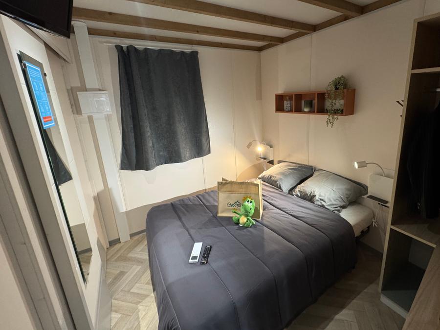 Chalet 4 personnes - SPA Premium 42m² - 2 chambres + Terrasse couverte + Clim réversible + TV 5