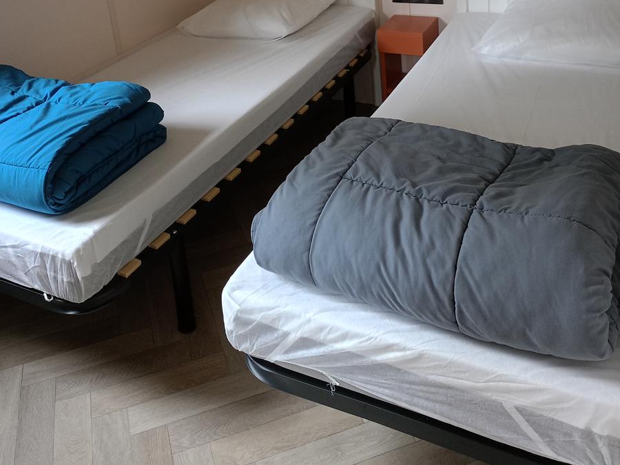 Chalet 6 personnes - SPA Confort 42m² - 3 chambres + Terrasse couverte + Clim réversible + TV 3