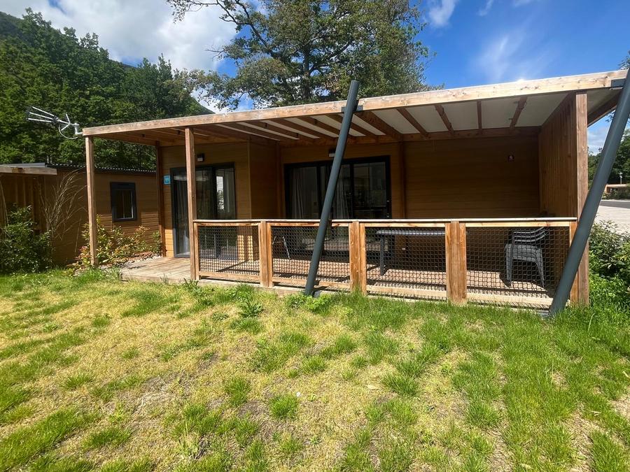 Chalet 6 personnes - Confort 42m² - 3 chambres + Terrasse couverte + Clim réversible + TV 0