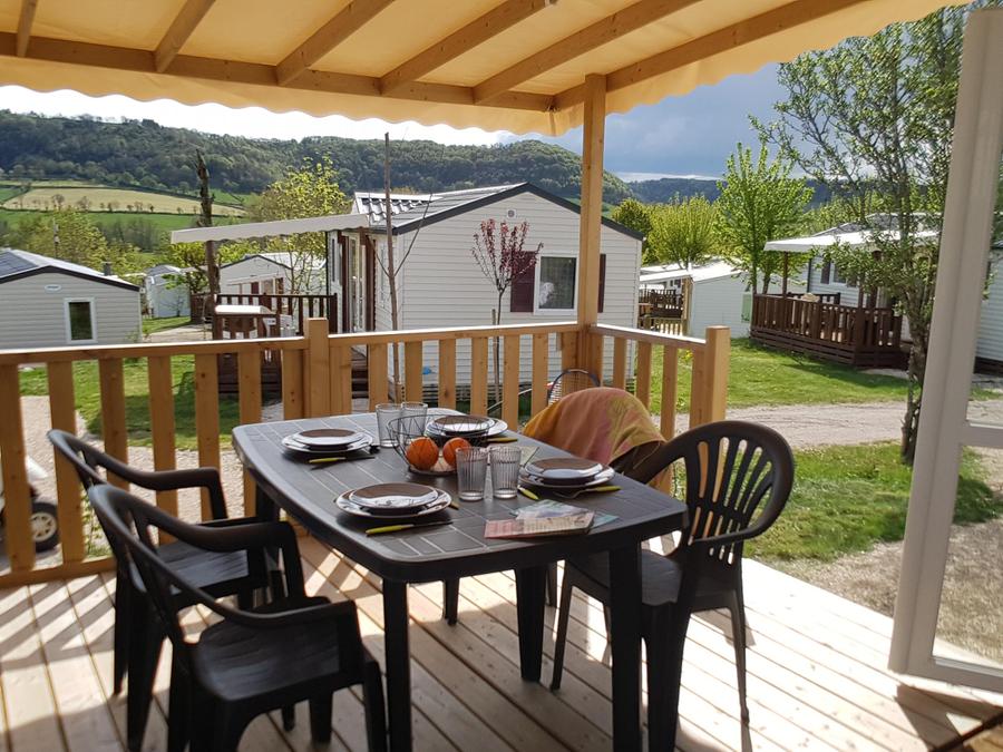 Mobilhome 4 personnes - LOGGIA en arrivée Samedi 11