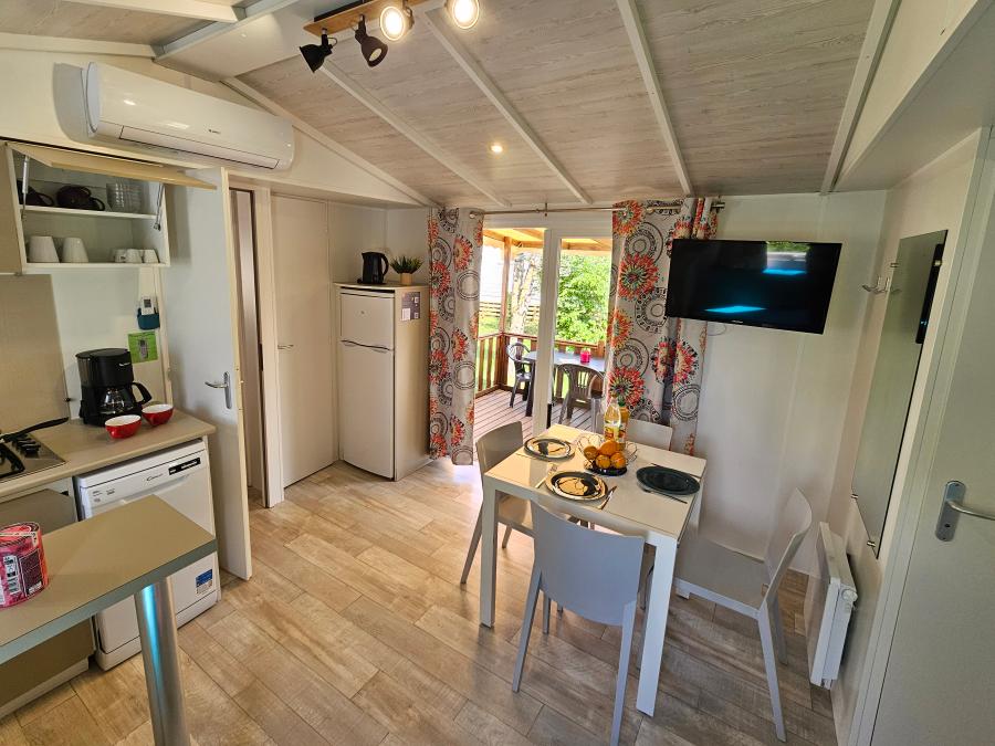 Mobilhome 6 personnes - CONFORT COSY en arrivée le Samedi 15