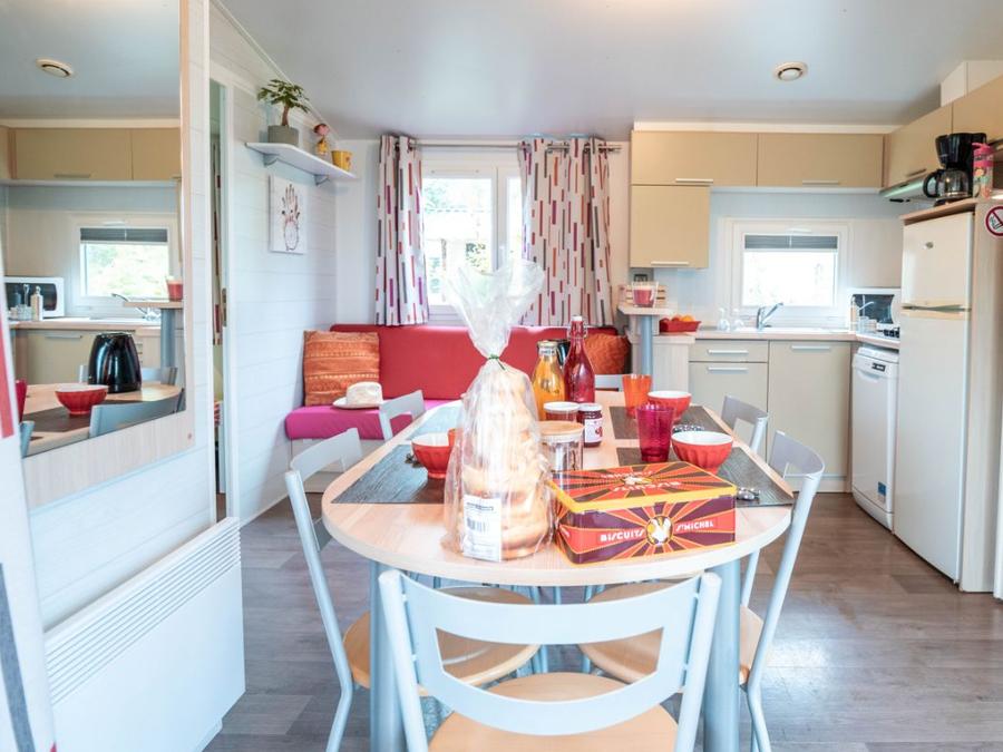Mobilhome 6 personnes - CONFORT COSY en arrivée le Samedi 2