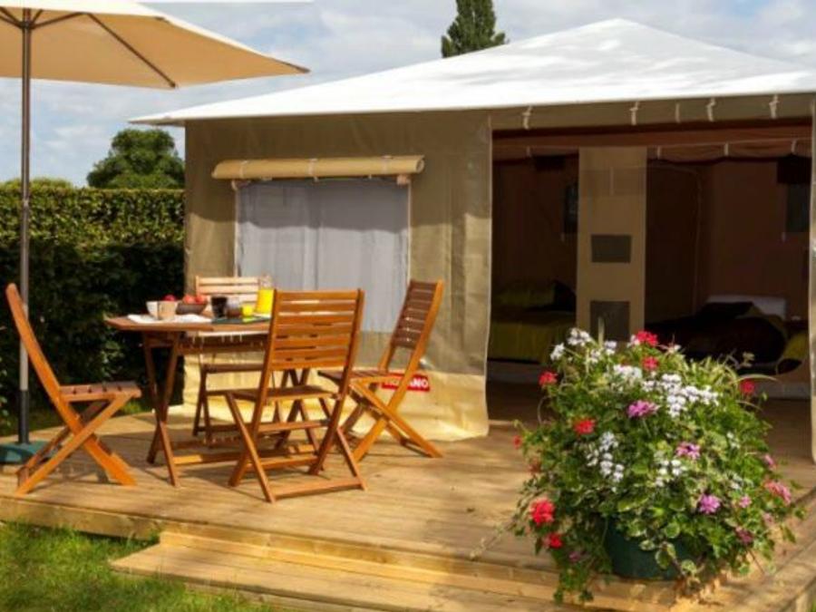 Bungalow toilé 4 personnes - Sans sanitaires en arrivée Samedi 3