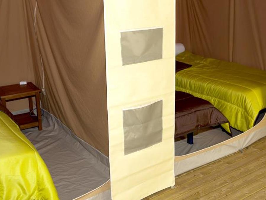 Bungalow toilé 4 personnes - Sans sanitaires en arrivée Samedi 1