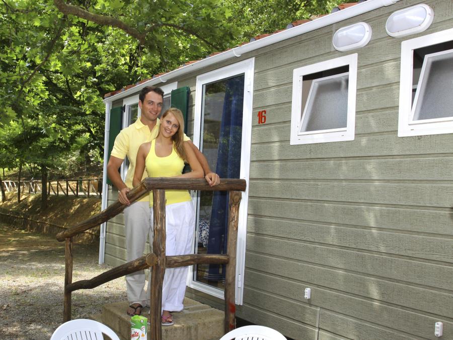Mobilhome 2 personnes - frigo mais pas de cuisine 6