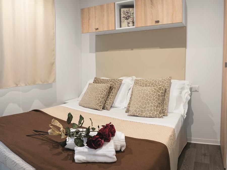 Mobilhome 4 personnes - 3 chambres / 2 sdb - terrasse couverte 6