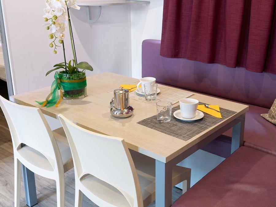 Mobilhome 4 personnes - 3 chambres / 2 sdb - terrasse couverte 1