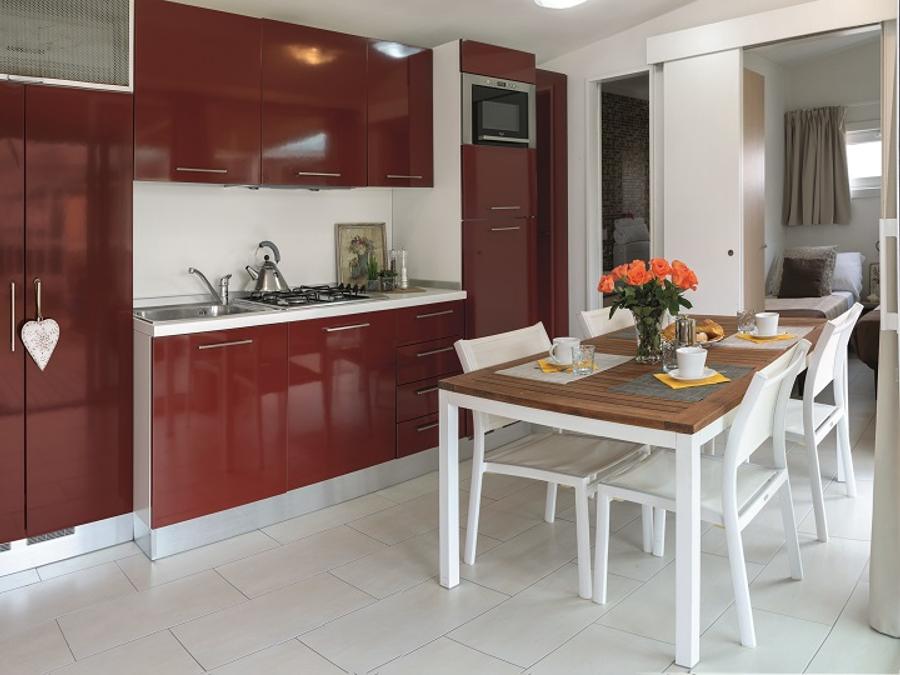 Mobilhome 4 personnes - 2 chambres / 1 salle de bain - terrasse couverte 0