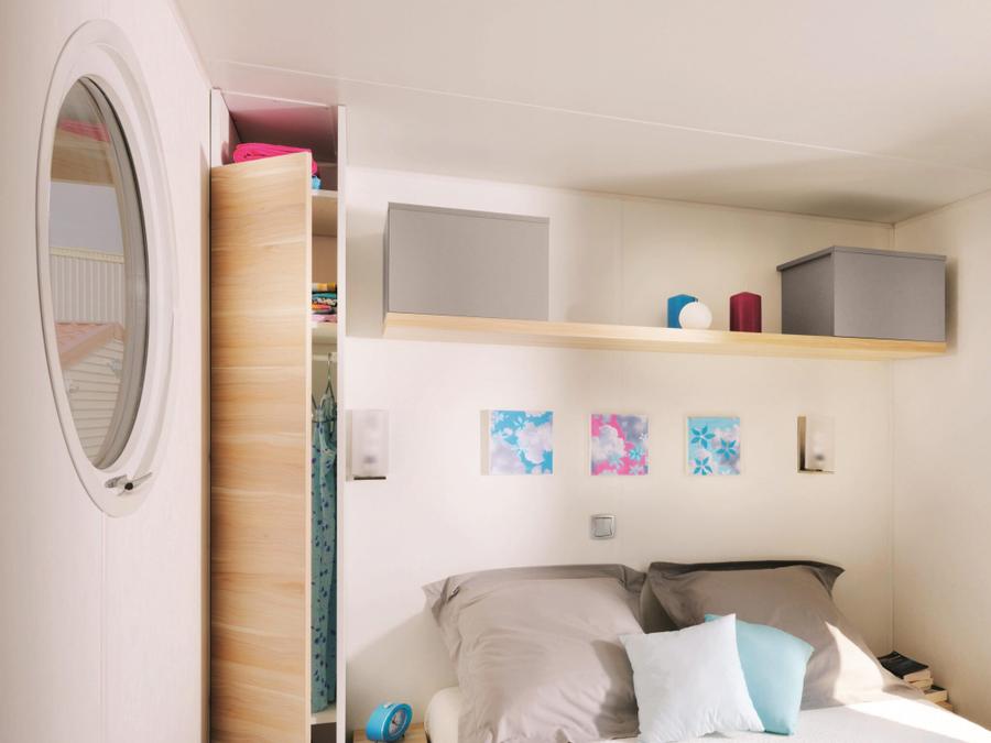 Mobilhome 6 personnes - Standard 31m² 3 chambres dont terrasse semi-couverte 7m² + TV 2