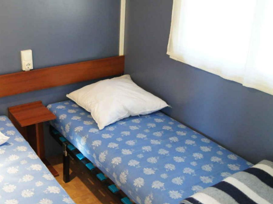 Mobilhome 4 personnes - Cordulie- 4 personnes- 2 chambres 5