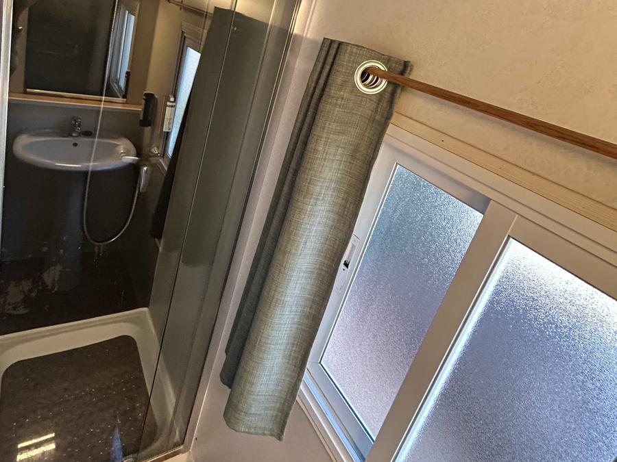 Mobilhome 2 personnes - Essential Banya 19