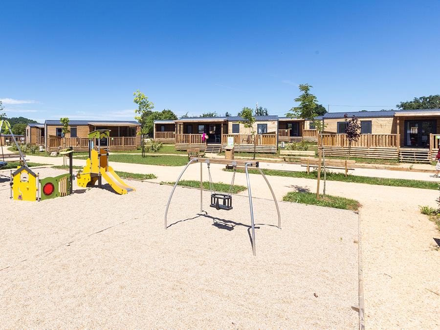 Mobilhome 4 personnes - Cottage Les P'tit Quercynois (Arrivée Samedi) - 2 chambres - 2 salles de bain 11