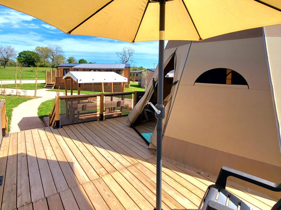 Insolite 4 personnes - Tipi Insolite Premium Cochise 2 ch. - SDB 4