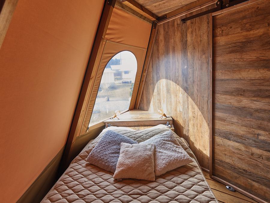 Insolite 4 personnes - Tipi Insolite Premium Cochise 2 ch. - SDB 5
