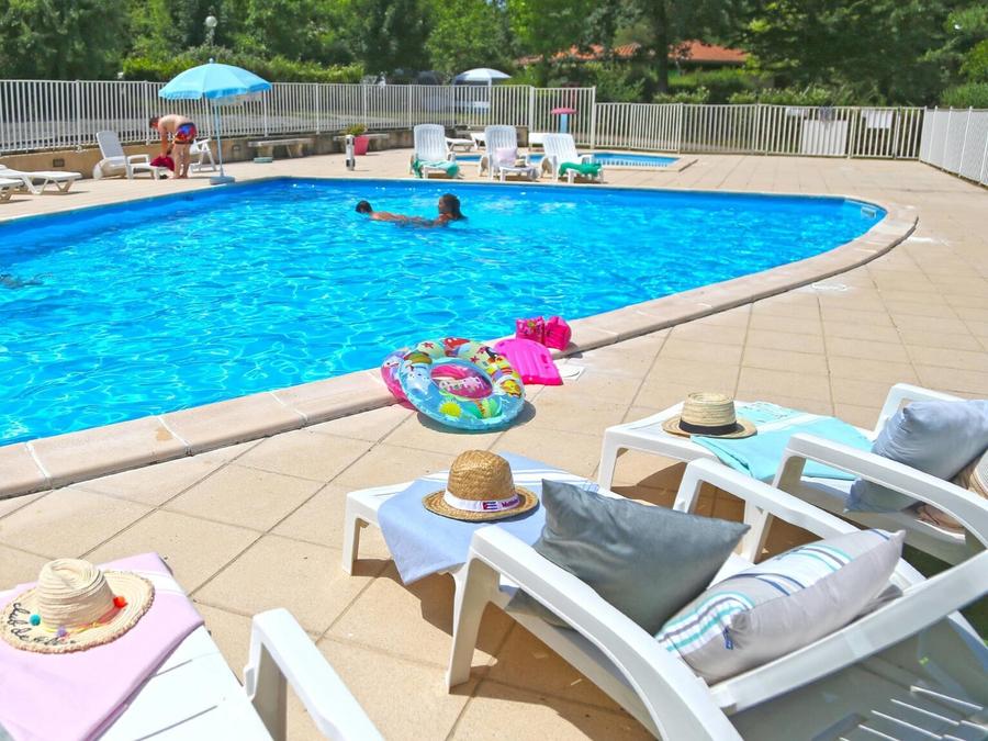 Camping Le Repaire 3*