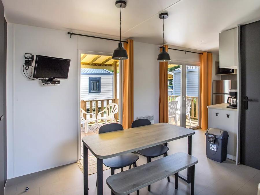 Mobilhome 6 personnes - Caraïbes 3 Pièces 4/6 Personnes climatisé + TV 6