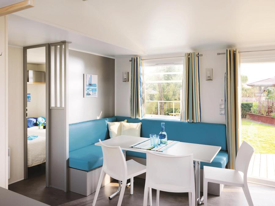Mobilhome 6 personnes - Mobil home Confort 31m² (3 chambres) + TV + terrasse semi-couverte de 18 m² 6 pers. 1